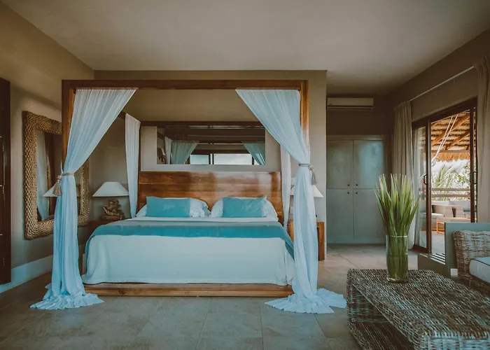 Hotel Jashita Hotel (Adults Only) 5*